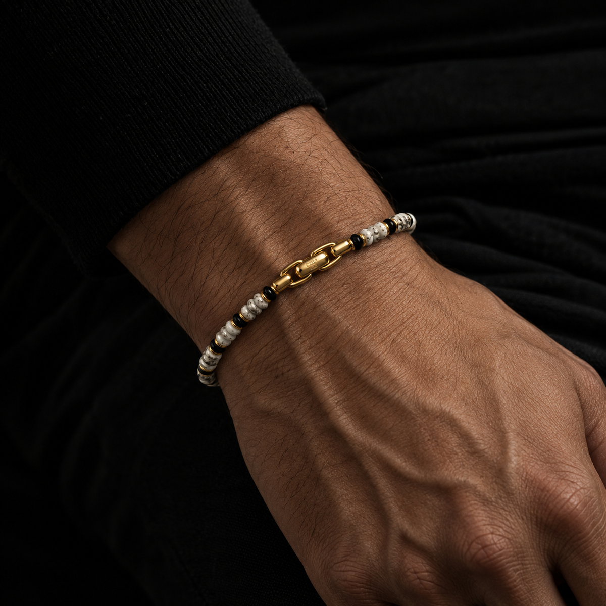 Gold Howlite Black Onyx Beaded Bracelet